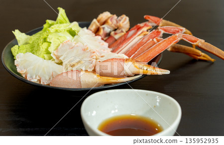Snow crab shabu-shabu image 135952935