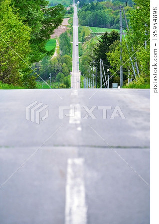 Roller coaster path 135954898