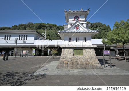 Hitoyoshi Station, Kumamoto Prefecture, Kyushu Railway Company (JR Kyushu) / Kumakawa Railway Station, Station Front Hitoyoshi Station, Kumamoto Prefecture, Kyushu Railway Company (JR Kyushu) / Kumakawa Railway Station, Station Front 135956529