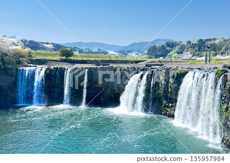 Waterfall of Hatassiri 135957984