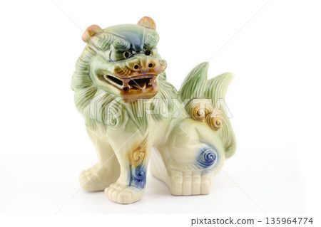 Okinawa Seisa Figurine 135964774