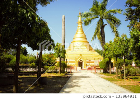尼泊爾藍毘尼緬甸寺廟 2 尼泊爾藍毘尼緬甸寺廟 2 135964911