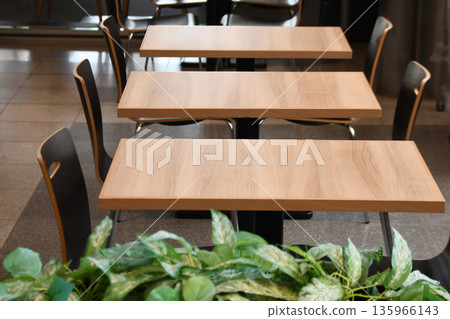 table table 135966143