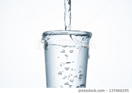 水礦泉水 水礦泉水 135968295