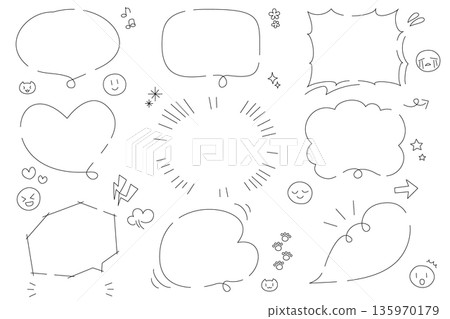 Simple and cute black and white speech bubbles Simple and cute black and white speech bubbles 135970179