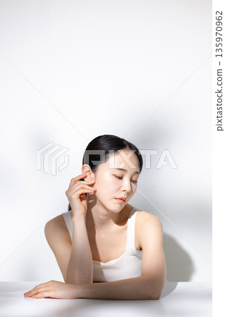 中年婦女美麗形象 中年婦女美麗形象 135970962