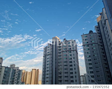 building, cityscape, seoul 135972352