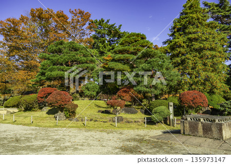 Aizu Tsuruga Castle, Wakamatsu Castle, former site of the feudal lord's living room garden, Aizuwakamatsu City, Fukushima Prefecture 135973147