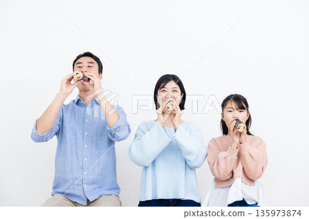 家庭吃Ehomaki 135973874