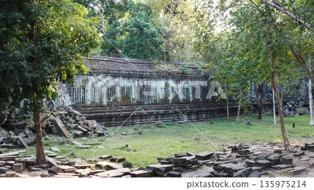 Angkor Wat Beng Mealea ruins 135975214