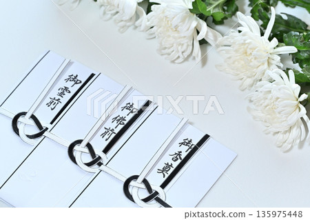 Funeral envelope image 135975448