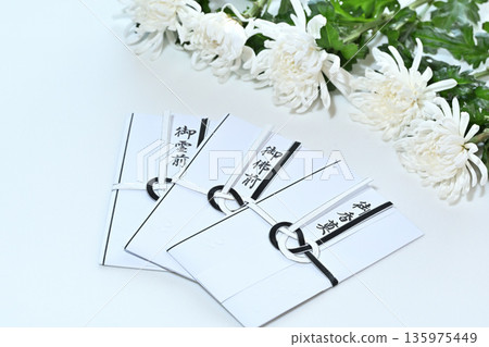Funeral envelope image 135975449