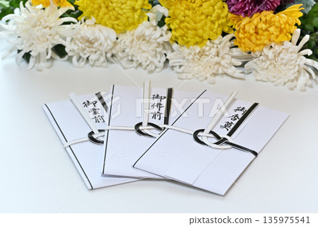 Funeral envelope image 135975541