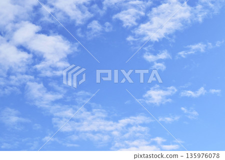 Refreshing blue sky Free space image (Fix photo) 135976078