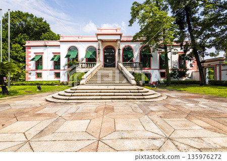 The Casa Garden is a small parkette located in Macau Peninsula, China. The area is the headquarters of the Macau delegation of the Orient Foundation. 135976272