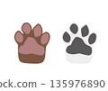 Paw illustration set with claws (brown and white) 135976890