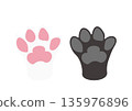 Paw illustration set with claws (black and white) 135976896