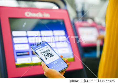 登機證機器認證 ■攝影合作：關西國際機場（KIX） 135977329