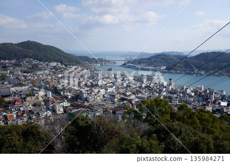 從廣島縣尾道市千光寺眺望 從廣島縣尾道市千光寺眺望 135984271
