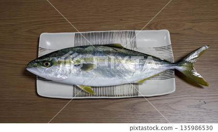 A fresh grunt on the table! 135986530