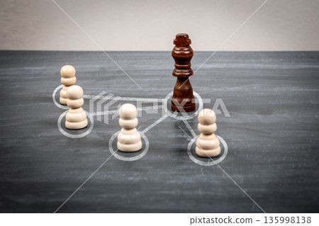 Central Leader Connecting Team Members Concept 135998138