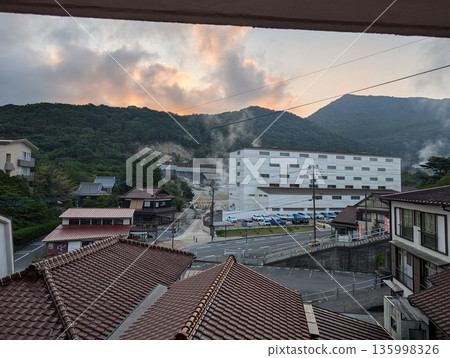 Scenery of Unzen hot spring town 135998326