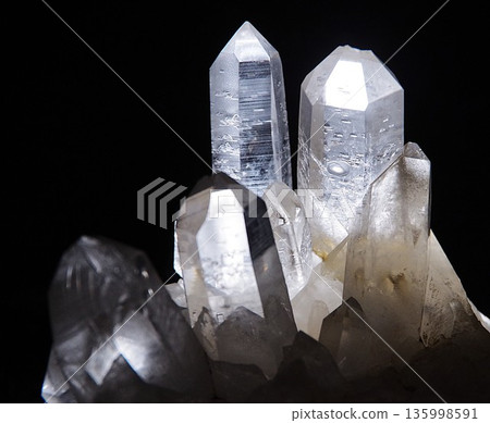 crystal crystal 135998591