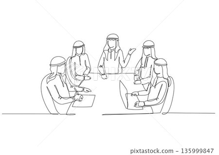 Continuous one line drawing five Saudi men in corporate meeting. Leader presenting to colleagues who are working with laptop and notebook at table. Single line draw design vector graphic illustration 135999847