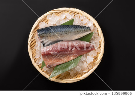 [Shizuoka Prefecture] Fresh mackerel 135999906