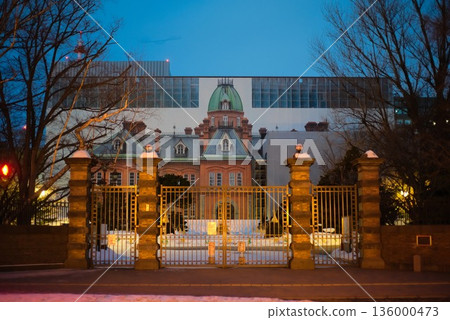 Historical architecture and the city's main gate in a snowy evening Historical architecture and the city's main gate in a snowy evening 136000473