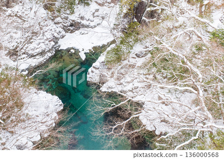 Tsukechi Gorge (winter) 136000568