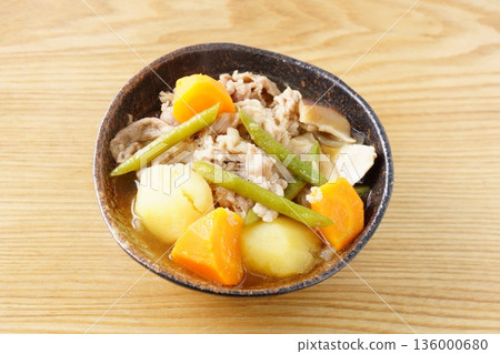 Nikujaga 日本料理 Nikujaga 日本料理 136000680