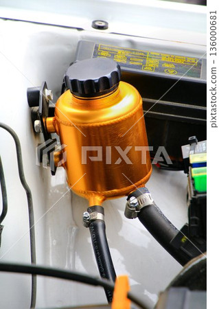 傳奇跑車 [AE86 八六] 的動力方向機幫浦油箱 136000681