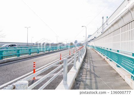 The viaduct seen from the Mukogawa riverbed The viaduct seen from the Mukogawa riverbed 136000777