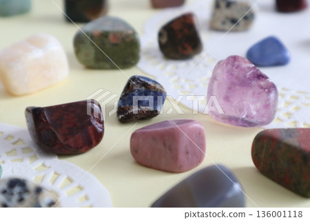 美麗的天然石材 136001118