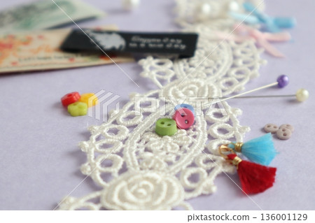 Ribbons, pins, tassels and tags Ribbons, pins, tassels and tags 136001129