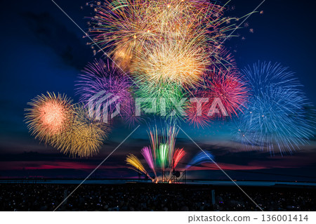 Gion Kashiwazaki Festival Sea Fireworks Display Opening Starmine Gion Kashiwazaki Festival Sea Fireworks Display Opening Starmine 136001414