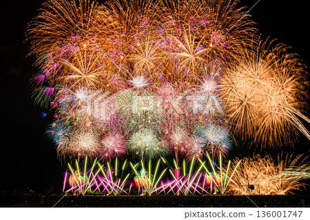 Gion Kashiwazaki Festival large fireworks display of the sea 136001747