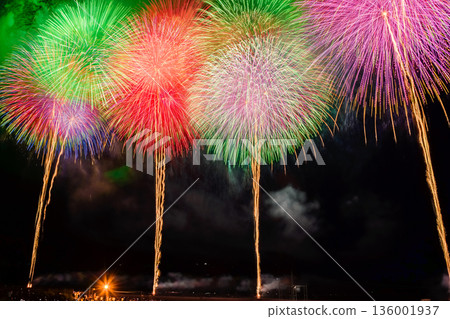 Gion Kashiwazaki Festival Sea Fireworks Display: 300 consecutive 100cm fireworks Gion Kashiwazaki Festival Sea Fireworks Display: 300 consecutive 100cm fireworks 136001937