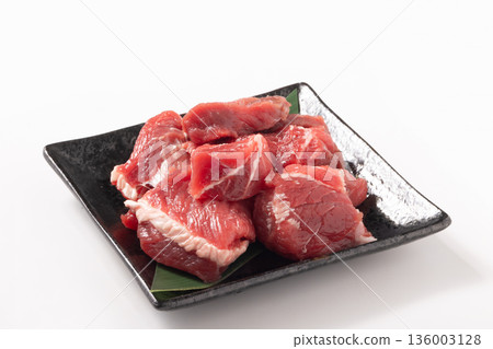 【岩手縣】生小鬚鯨（用於烹飪，大和煮） 136003128