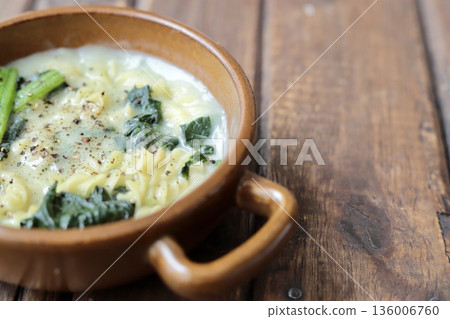 菠菜奶油湯意麵 菠菜奶油湯意麵 136006760