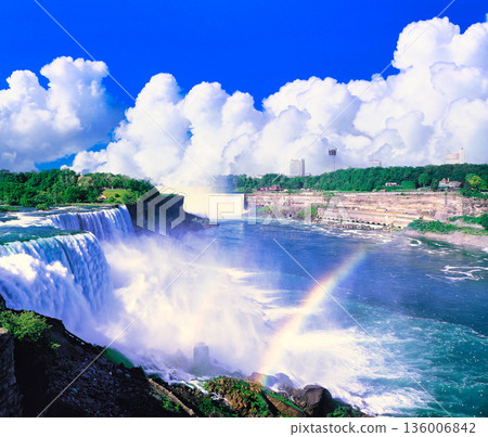 Spectacular views of Niagara Falls Spectacular views of Niagara Falls 136006842