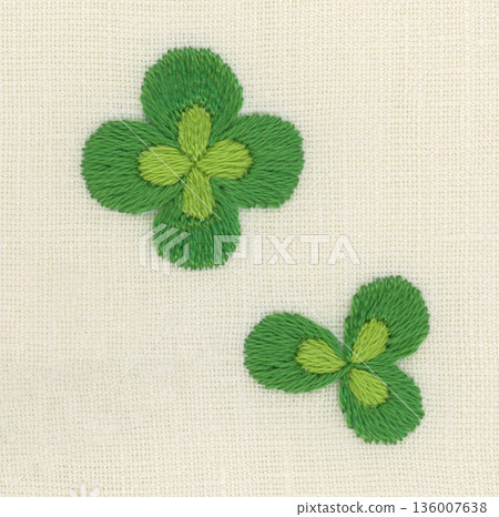 Embroidery of four-leaf clover and three-leaf clover Embroidery of four-leaf clover and three-leaf clover 136007638