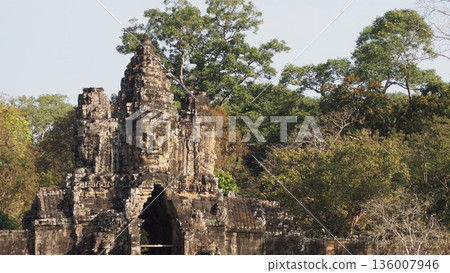 柬埔寨吳哥城南門 136007946