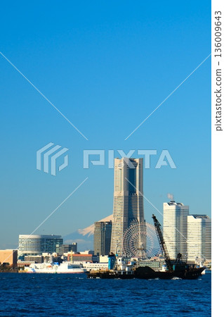 Yokohama Port under the blue winter sky 136009643