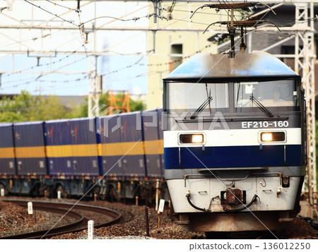 EF210 貨運列車 EF210 貨運列車 136012250