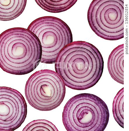 Halved red onions arranged in a seamless pattern, isolated on a white background, concept of fresh vegetable texture Halved red onions arranged in a seamless pattern, isolated on a white background, concept of fresh vegetable texture 136012854