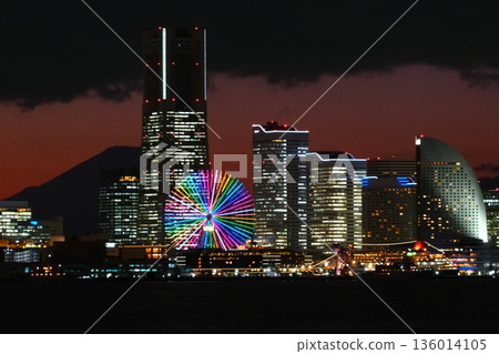 橫濱港未來的夜景 橫濱港未來的夜景 136014105
