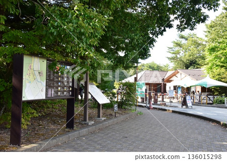 Yamanashi Prefecture, Yamanakako Flower Park, parking lot entrance and shop Yamanashi Prefecture, Yamanakako Flower Park, parking lot entrance and shop 136015298