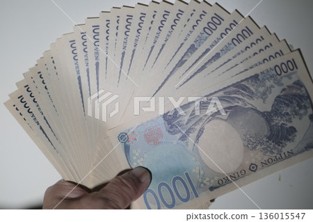 cash 136015547